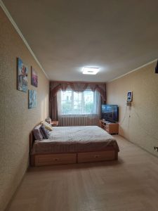 ул. Берзина 8